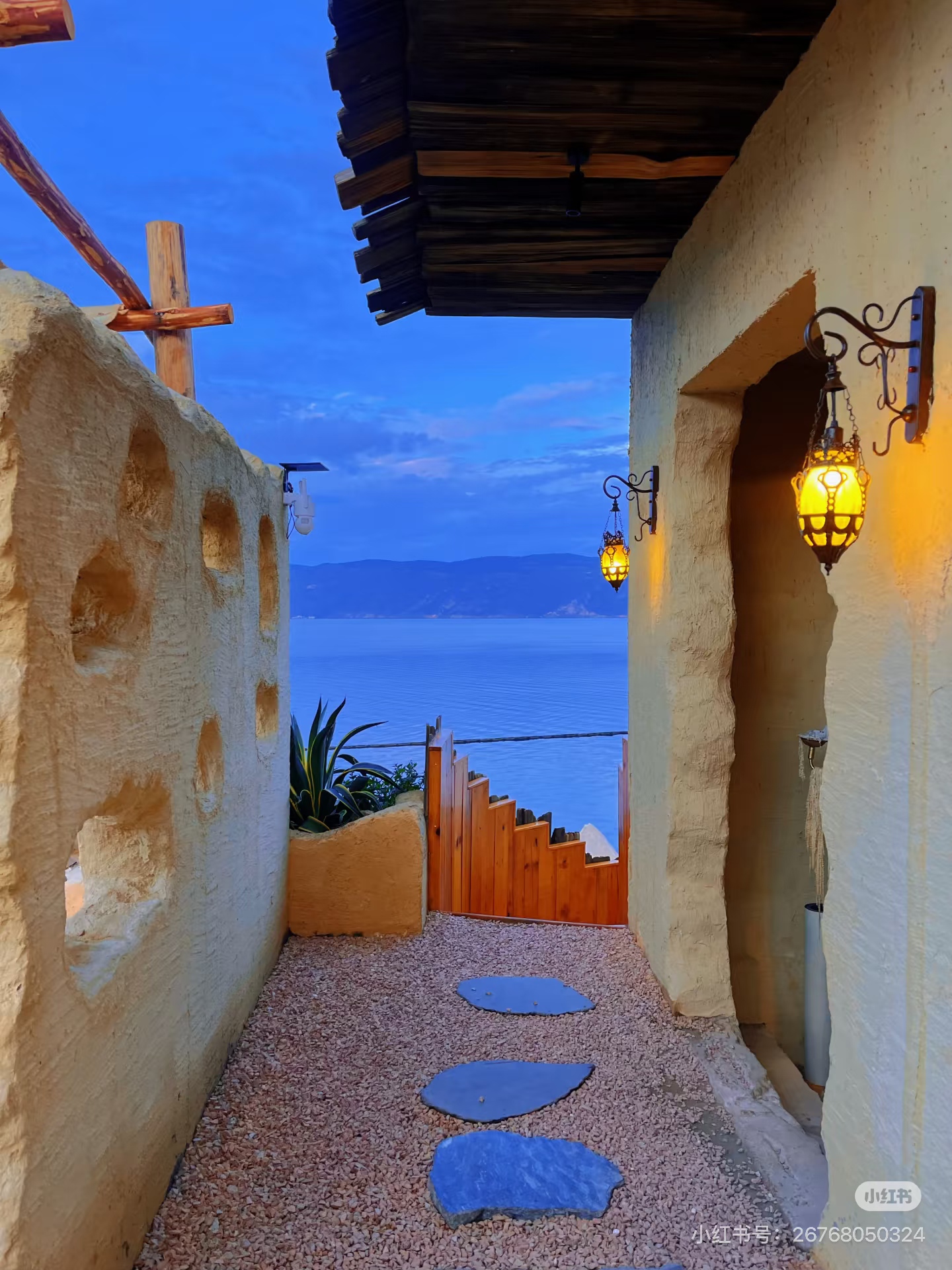 Sunrise Mountain & Sea Café 17