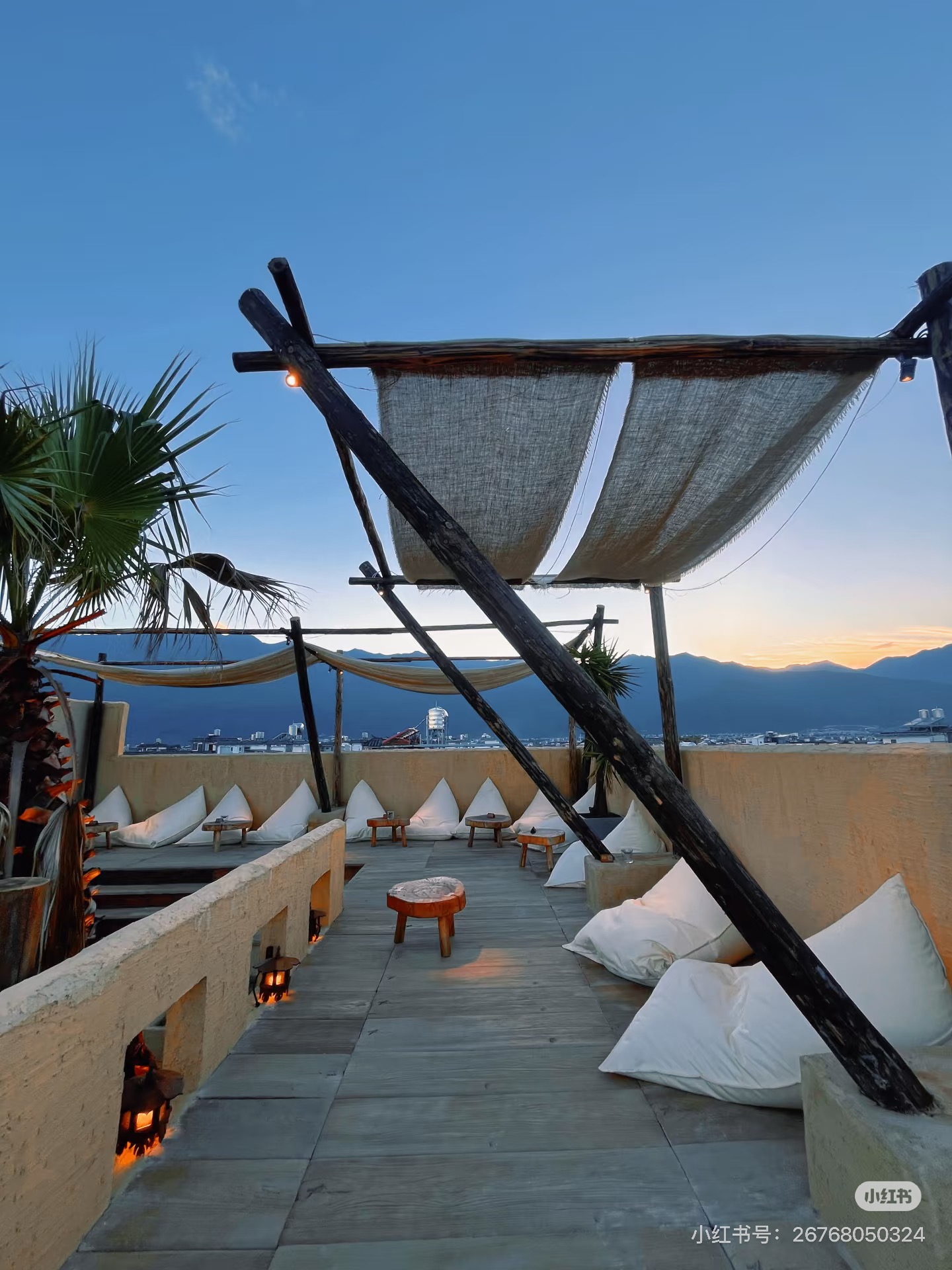 Sunrise Mountain & Sea Café